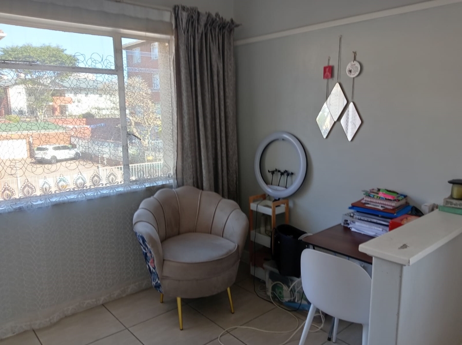 1 Bedroom Property for Sale in Westridge KwaZulu-Natal
