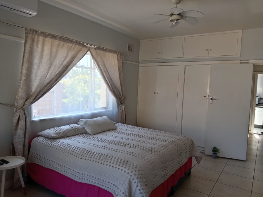 1 Bedroom Property for Sale in Westridge KwaZulu-Natal