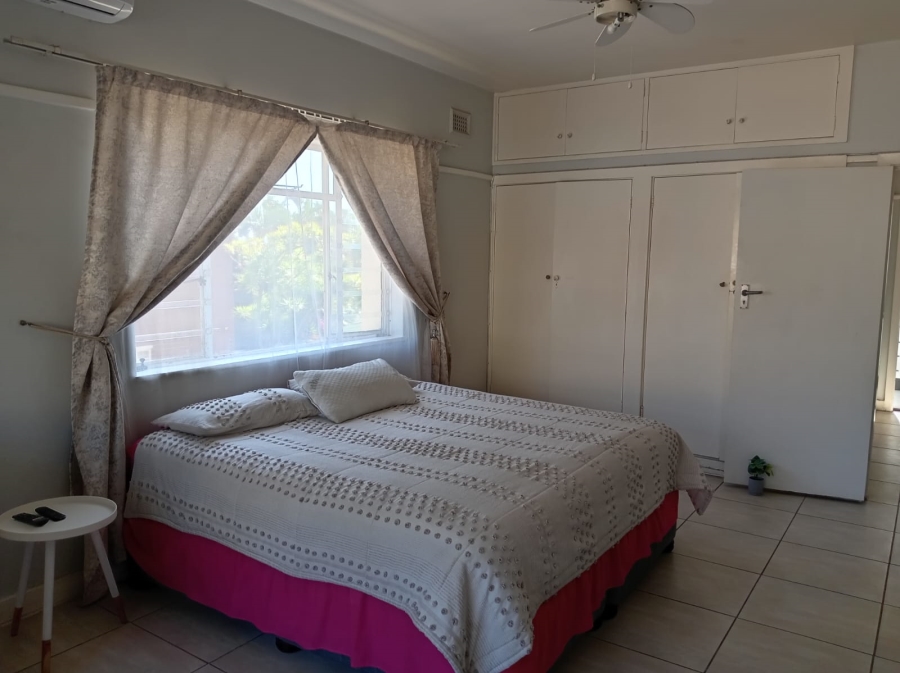 1 Bedroom Property for Sale in Westridge KwaZulu-Natal