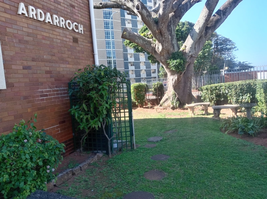 1 Bedroom Property for Sale in Westridge KwaZulu-Natal