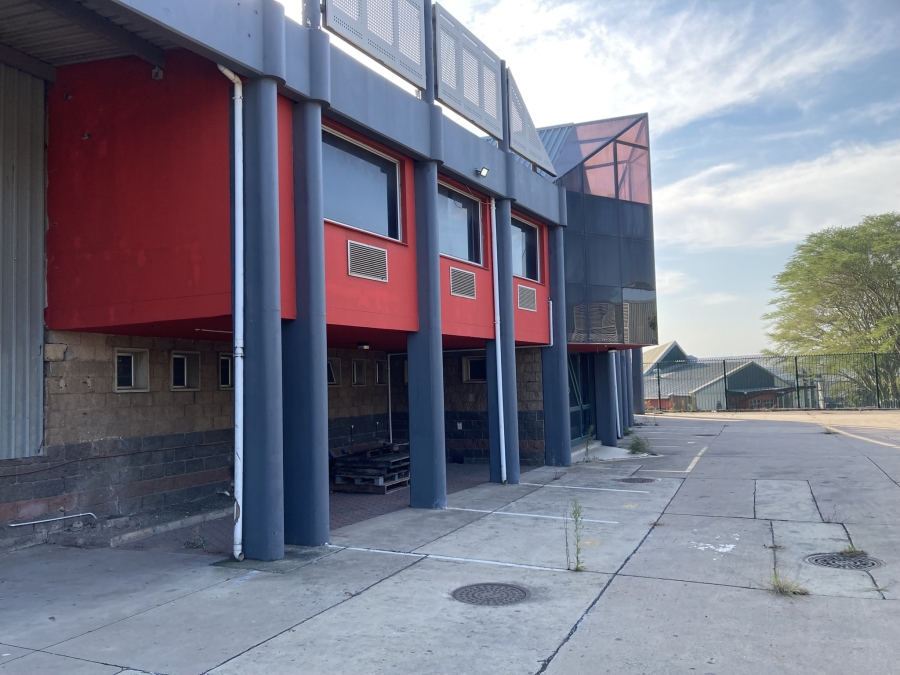To Let Commercial Property for Rent in Mount Edgecombe North KwaZulu-Natal