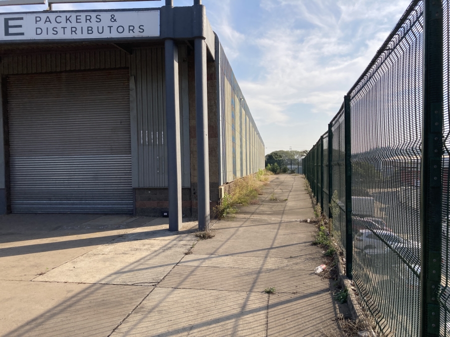 To Let Commercial Property for Rent in Mount Edgecombe North KwaZulu-Natal