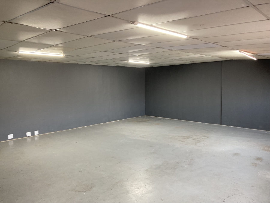 To Let Commercial Property for Rent in Mount Edgecombe North KwaZulu-Natal