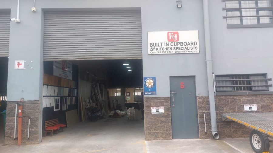 To Let Commercial Property for Rent in Westmead KwaZulu-Natal