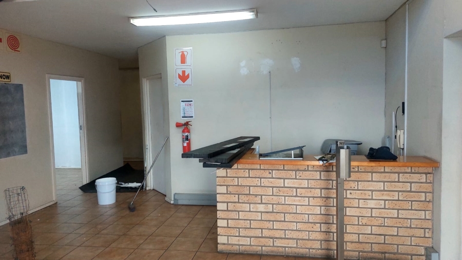 To Let Commercial Property for Rent in Westmead KwaZulu-Natal