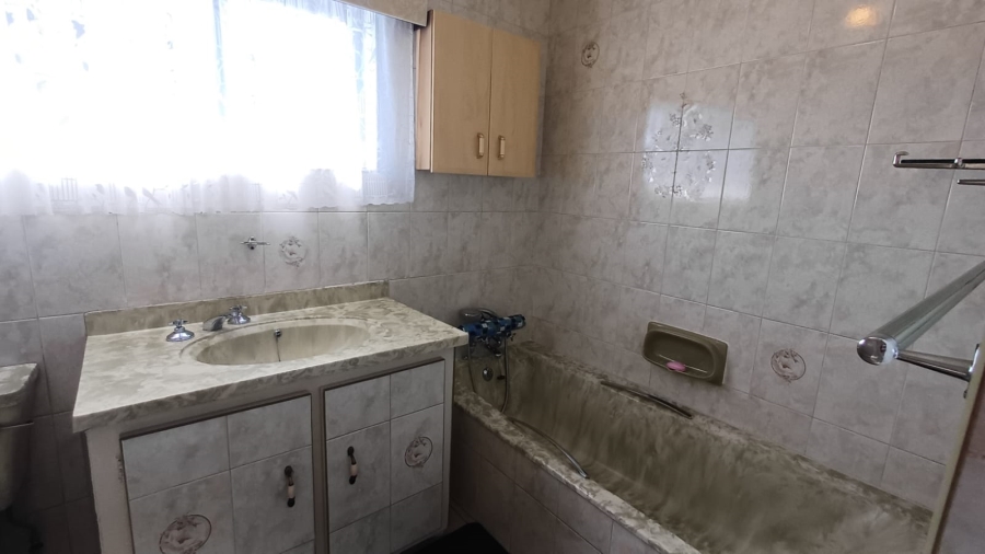 4 Bedroom Property for Sale in Mountain Rise KwaZulu-Natal