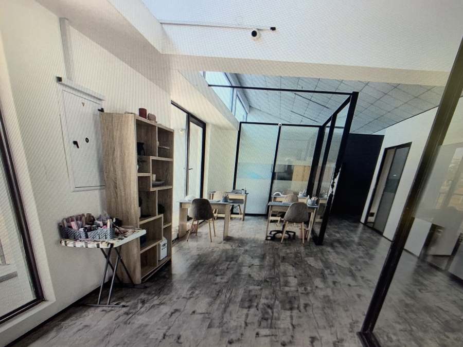 To Let Commercial Property for Rent in Morningside KwaZulu-Natal