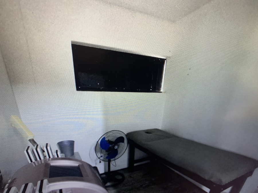 To Let Commercial Property for Rent in Morningside KwaZulu-Natal