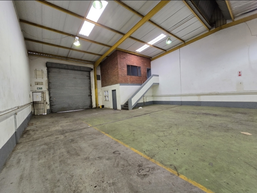 To Let Commercial Property for Rent in Westmead KwaZulu-Natal
