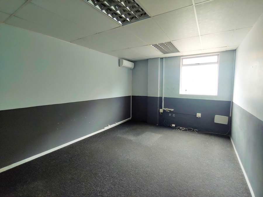 To Let Commercial Property for Rent in Briardene KwaZulu-Natal