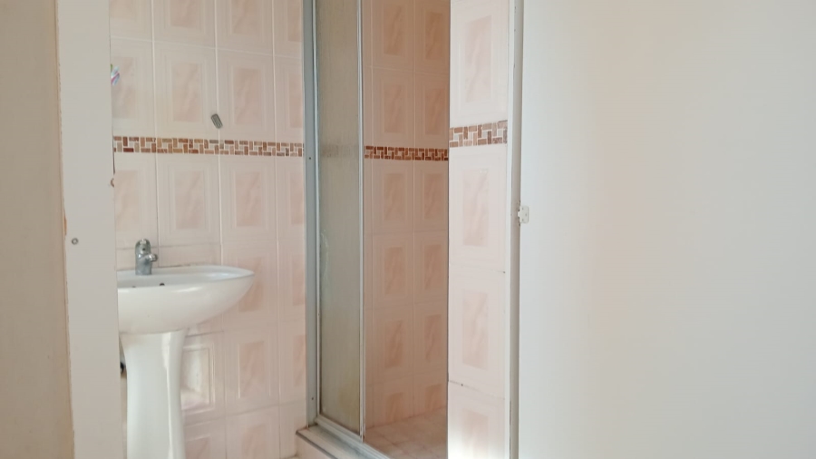 4 Bedroom Property for Sale in Brackenham KwaZulu-Natal