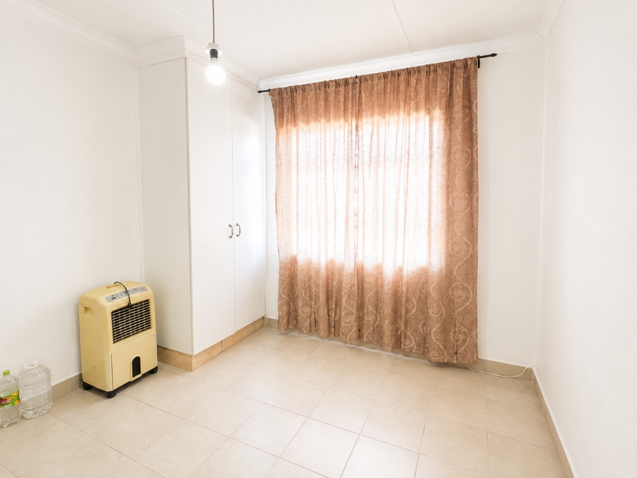 2 Bedroom Property for Sale in Lincoln Meade KwaZulu-Natal