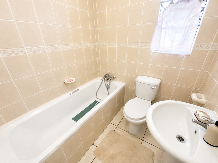 2 Bedroom Property for Sale in Lincoln Meade KwaZulu-Natal