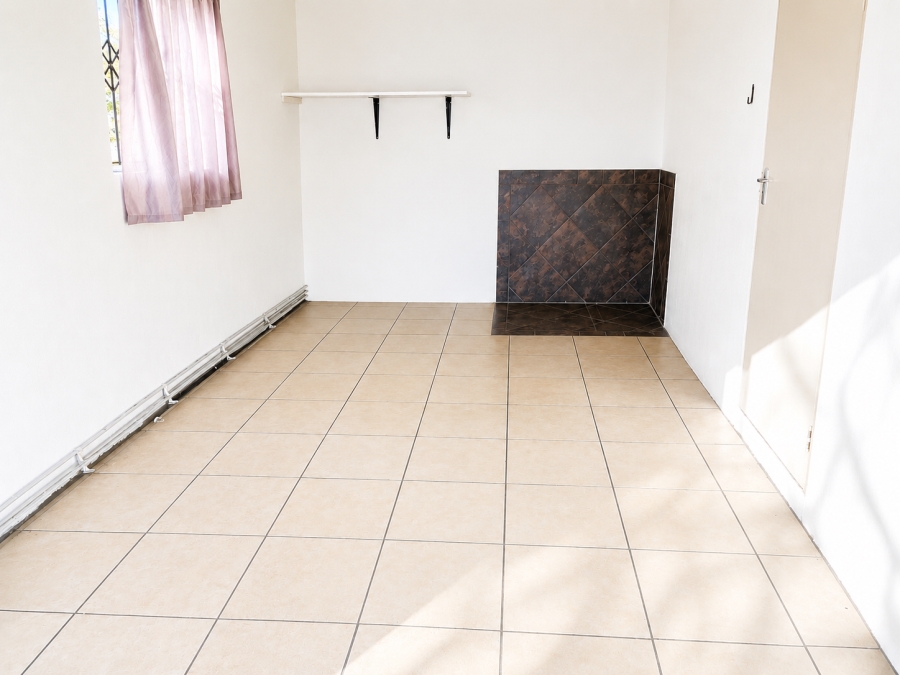 2 Bedroom Property for Sale in Lincoln Meade KwaZulu-Natal