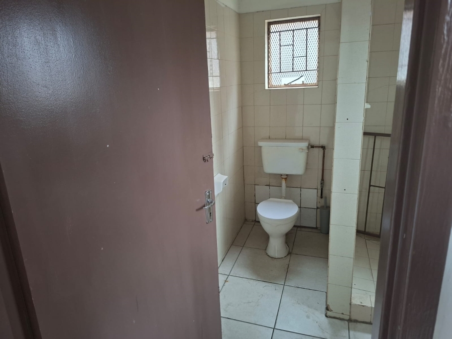 To Let Commercial Property for Rent in Newcastle KwaZulu-Natal