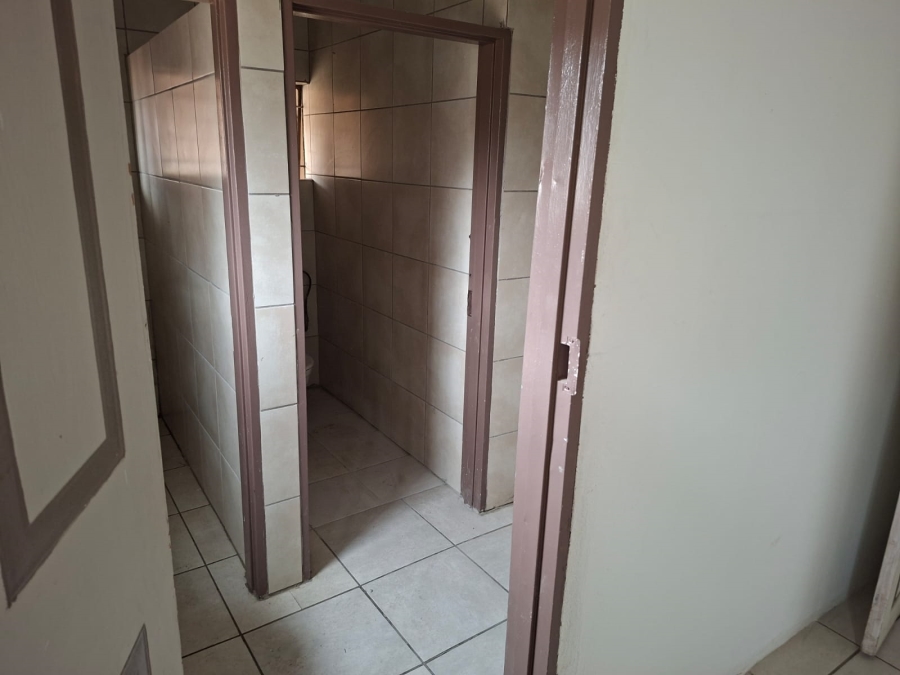 To Let Commercial Property for Rent in Newcastle KwaZulu-Natal