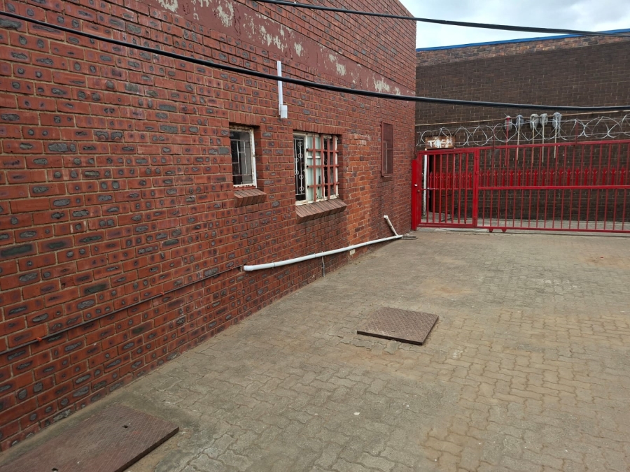To Let Commercial Property for Rent in Newcastle KwaZulu-Natal