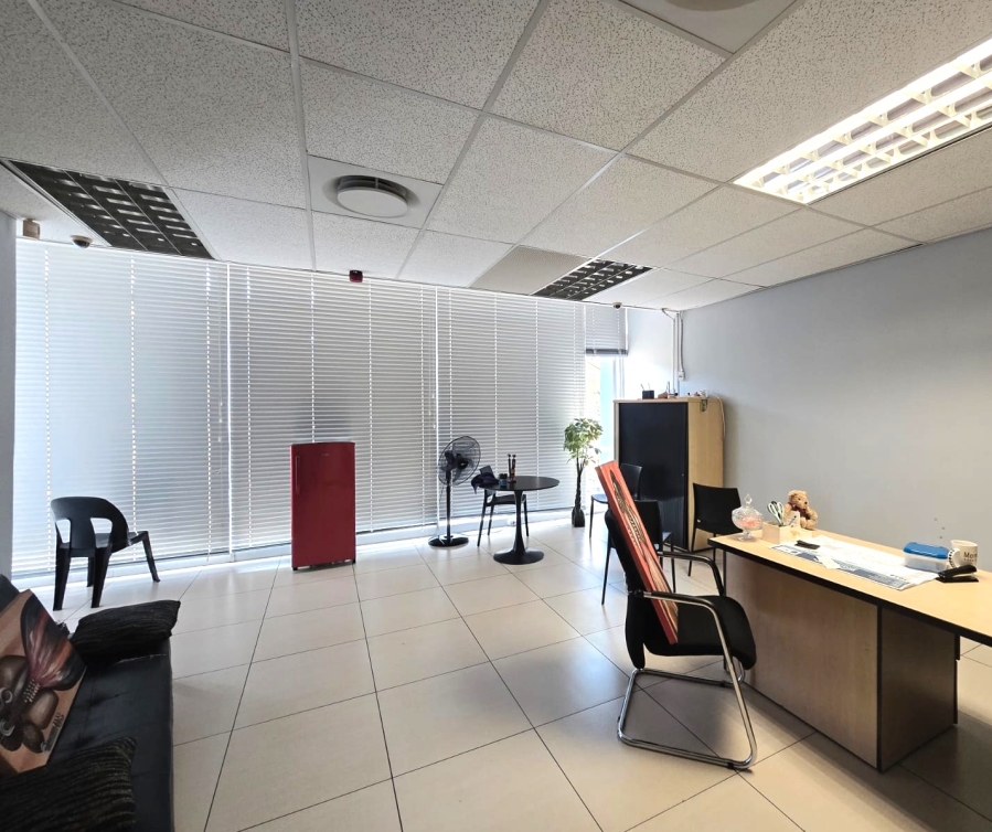 Commercial Property for Sale in Umhlanga Ridge KwaZulu-Natal