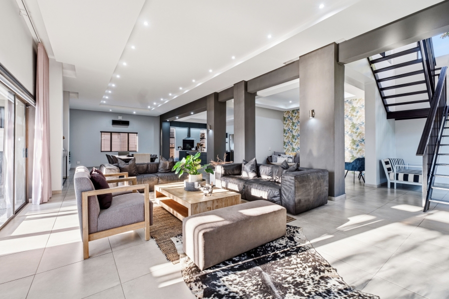 4 Bedroom Property for Sale in Sheffield Beach KwaZulu-Natal
