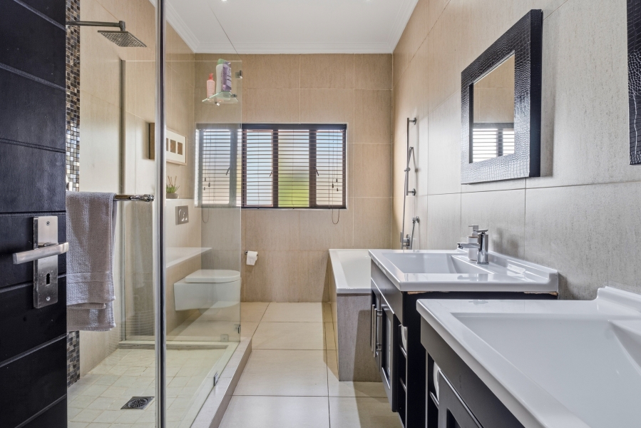 4 Bedroom Property for Sale in Sheffield Beach KwaZulu-Natal