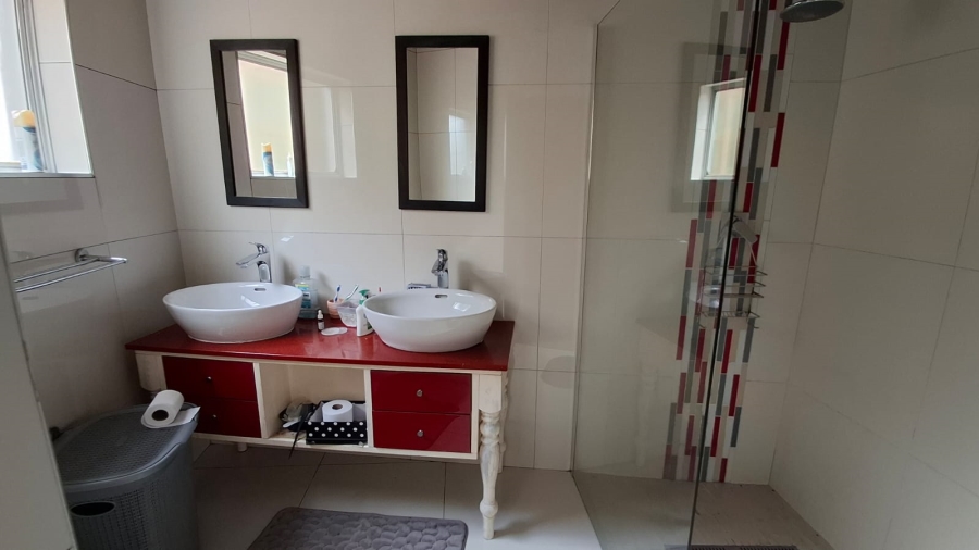 3 Bedroom Property for Sale in La Mercy KwaZulu-Natal