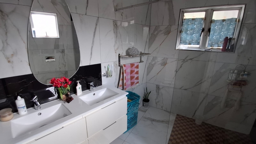 3 Bedroom Property for Sale in La Mercy KwaZulu-Natal