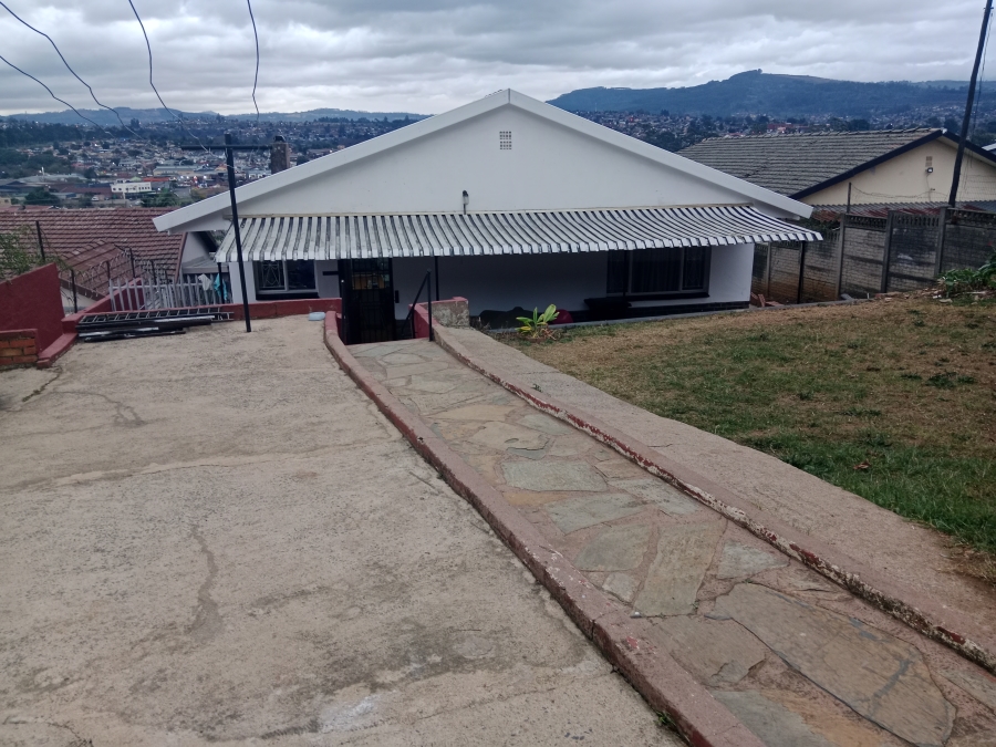 4 Bedroom Property for Sale in Allandale KwaZulu-Natal