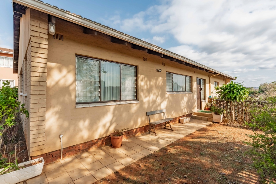 3 Bedroom Property for Sale in Glenmore KwaZulu-Natal