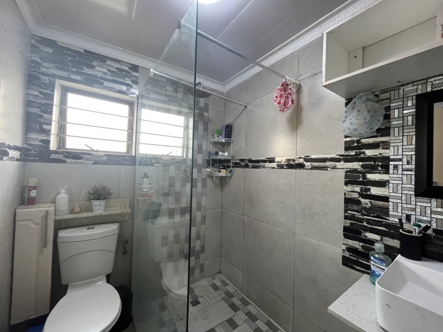 2 Bedroom Property for Sale in Shastri Park KwaZulu-Natal