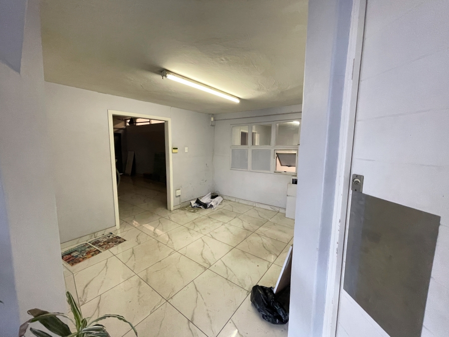 To Let Commercial Property for Rent in Springfield KwaZulu-Natal