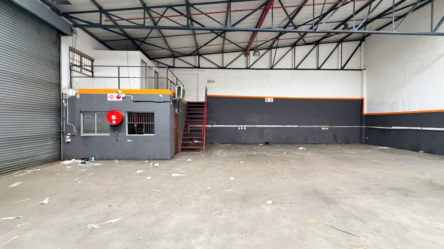 To Let Commercial Property for Rent in Glen Anil KwaZulu-Natal