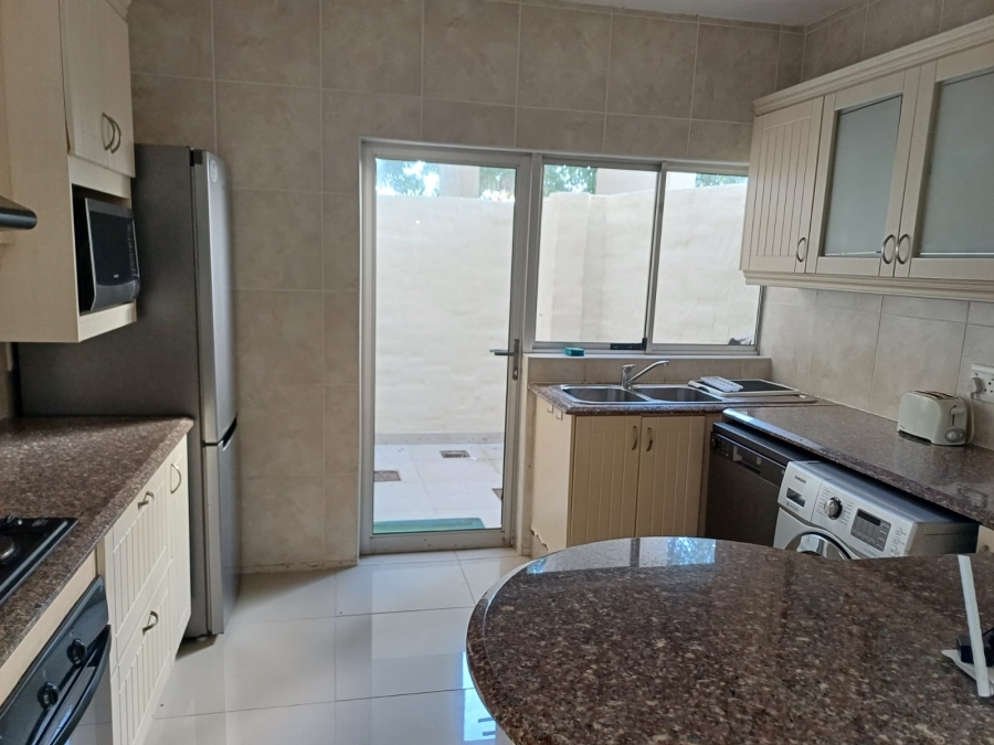 To Let 3 Bedroom Property for Rent in Umhlanga KwaZulu-Natal