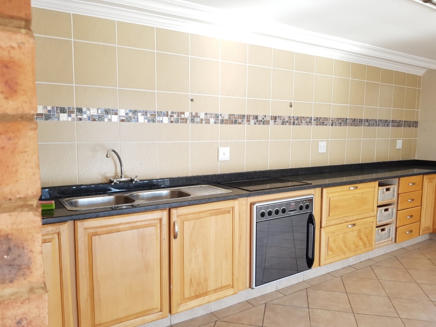 To Let 2 Bedroom Property for Rent in Clifton Hill Estate KwaZulu-Natal