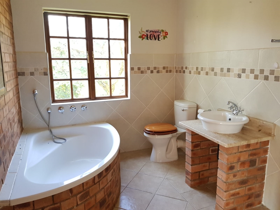 To Let 2 Bedroom Property for Rent in Clifton Hill Estate KwaZulu-Natal