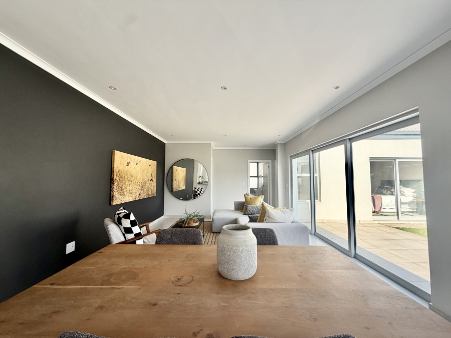 To Let 3 Bedroom Property for Rent in Sheffield Beach KwaZulu-Natal
