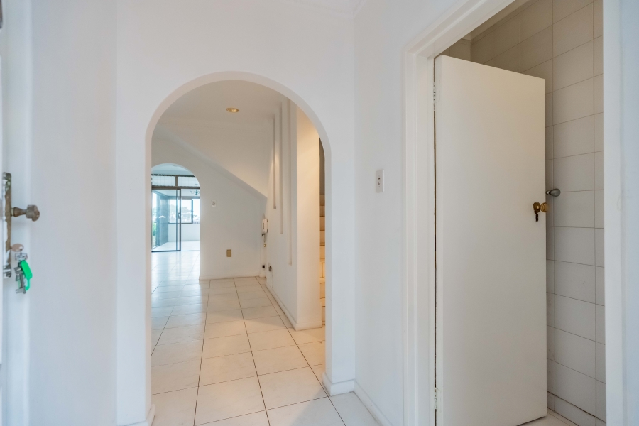 3 Bedroom Property for Sale in Essenwood KwaZulu-Natal