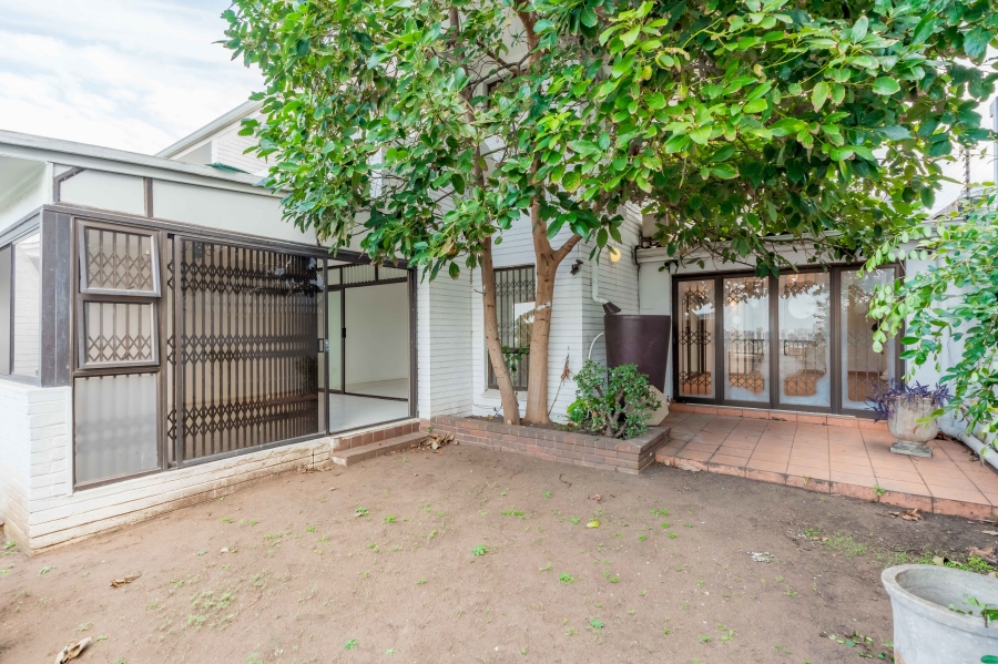 3 Bedroom Property for Sale in Essenwood KwaZulu-Natal