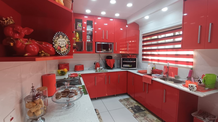 3 Bedroom Property for Sale in Raisethorpe KwaZulu-Natal