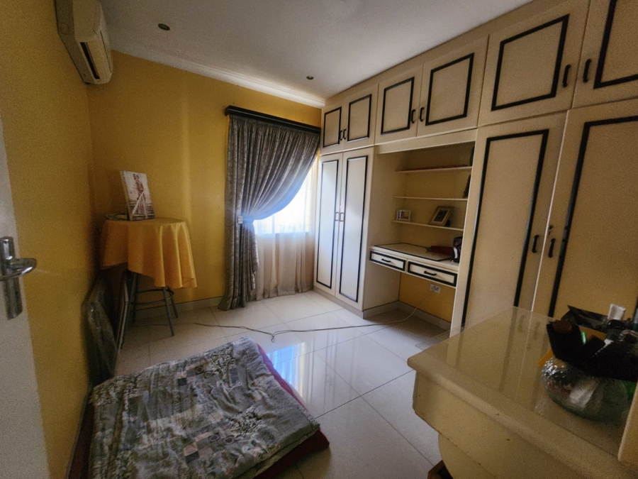 4 Bedroom Property for Sale in Dawncrest KwaZulu-Natal