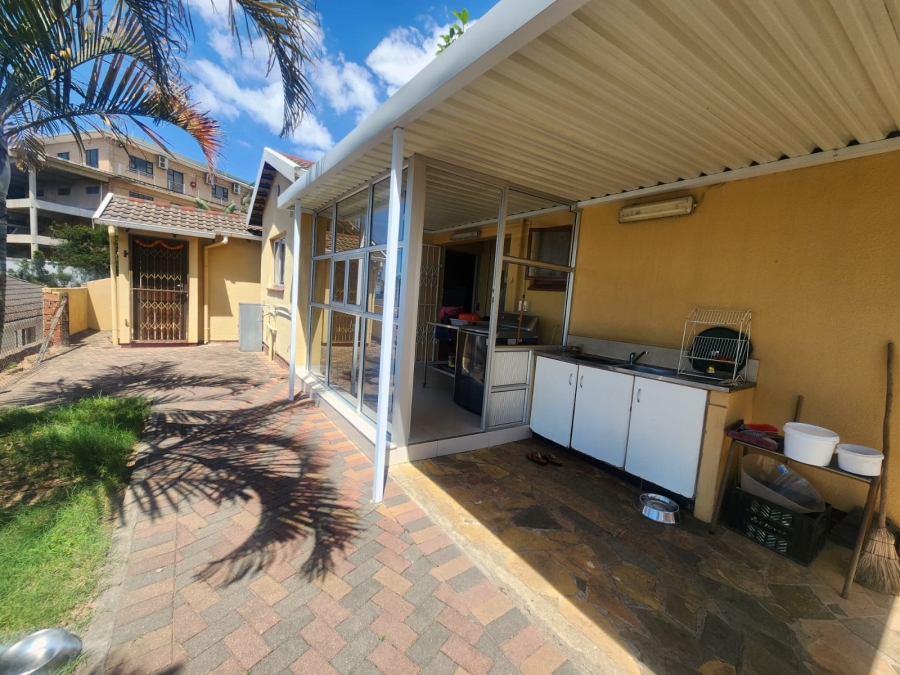 4 Bedroom Property for Sale in Dawncrest KwaZulu-Natal