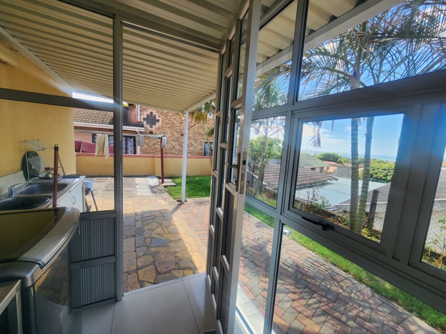 4 Bedroom Property for Sale in Dawncrest KwaZulu-Natal