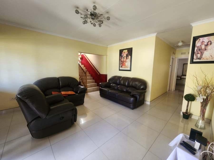 4 Bedroom Property for Sale in Dawncrest KwaZulu-Natal
