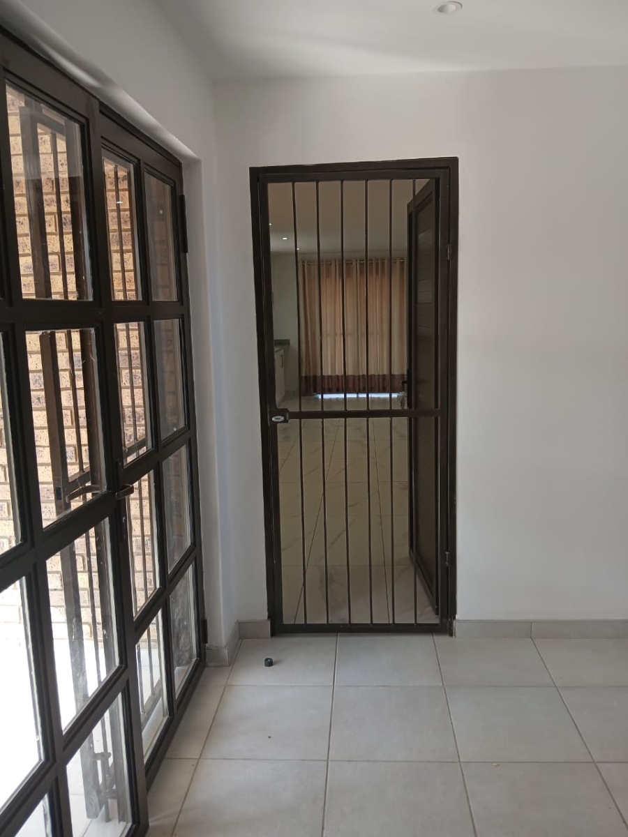 To Let 2 Bedroom Property for Rent in Everest Heights KwaZulu-Natal