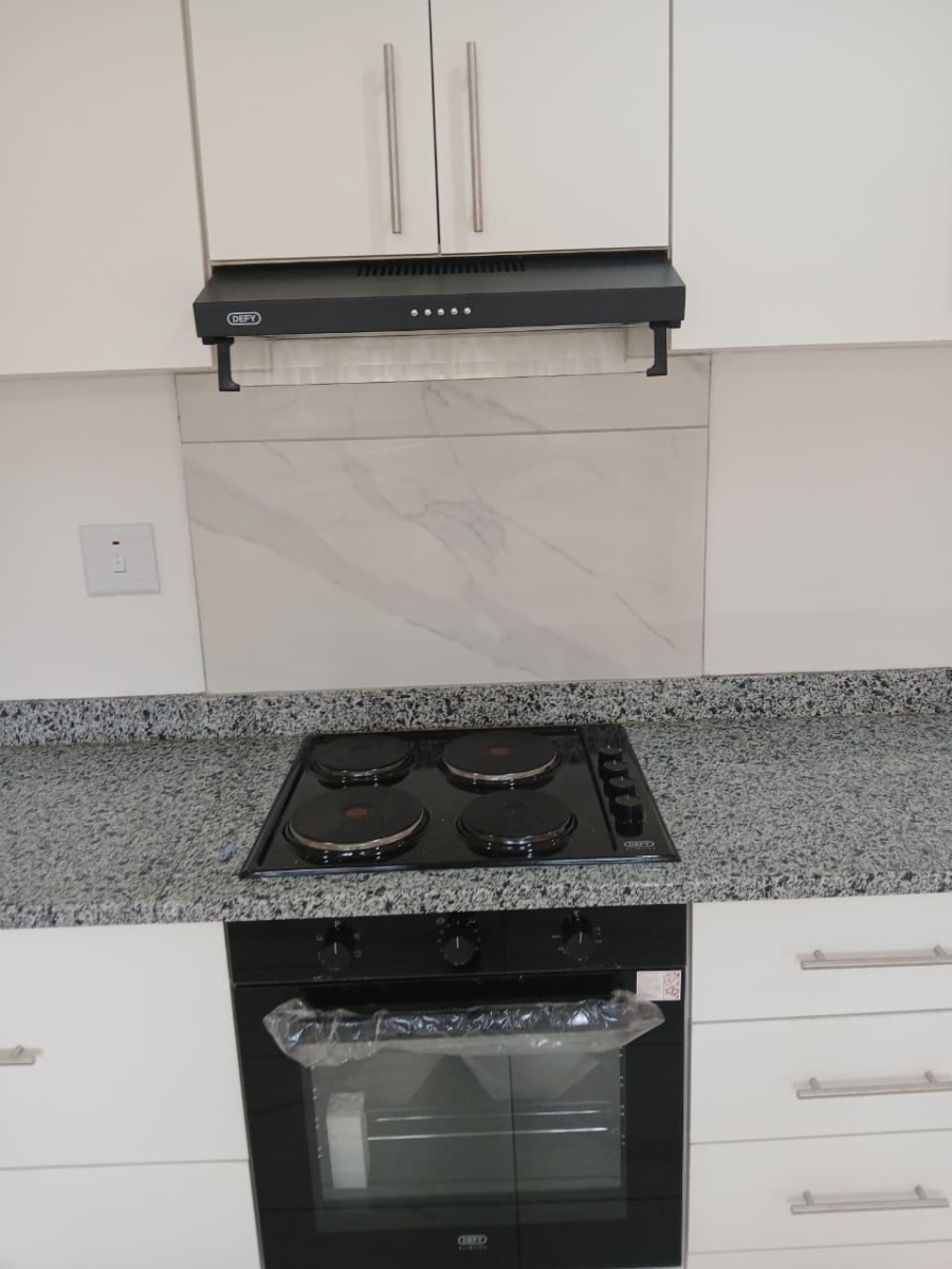 To Let 2 Bedroom Property for Rent in Everest Heights KwaZulu-Natal