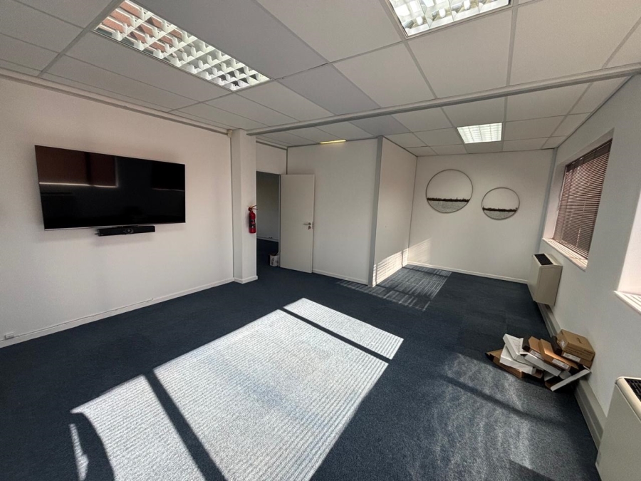 To Let Commercial Property for Rent in Hilton Central KwaZulu-Natal
