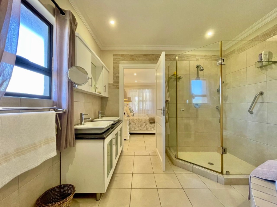 4 Bedroom Property for Sale in Port Zimbali KwaZulu-Natal