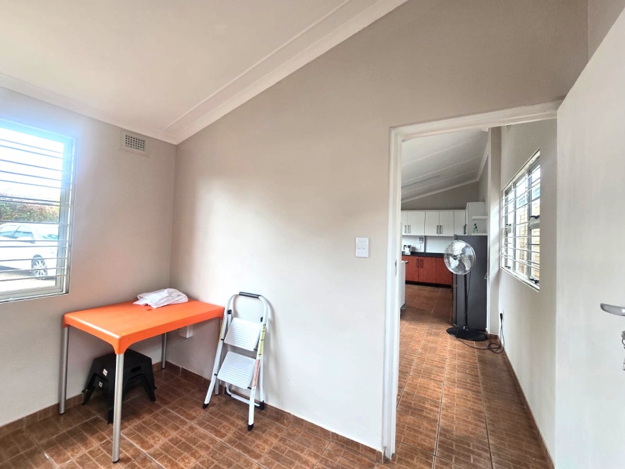 1 Bedroom Property for Sale in Durban North KwaZulu-Natal