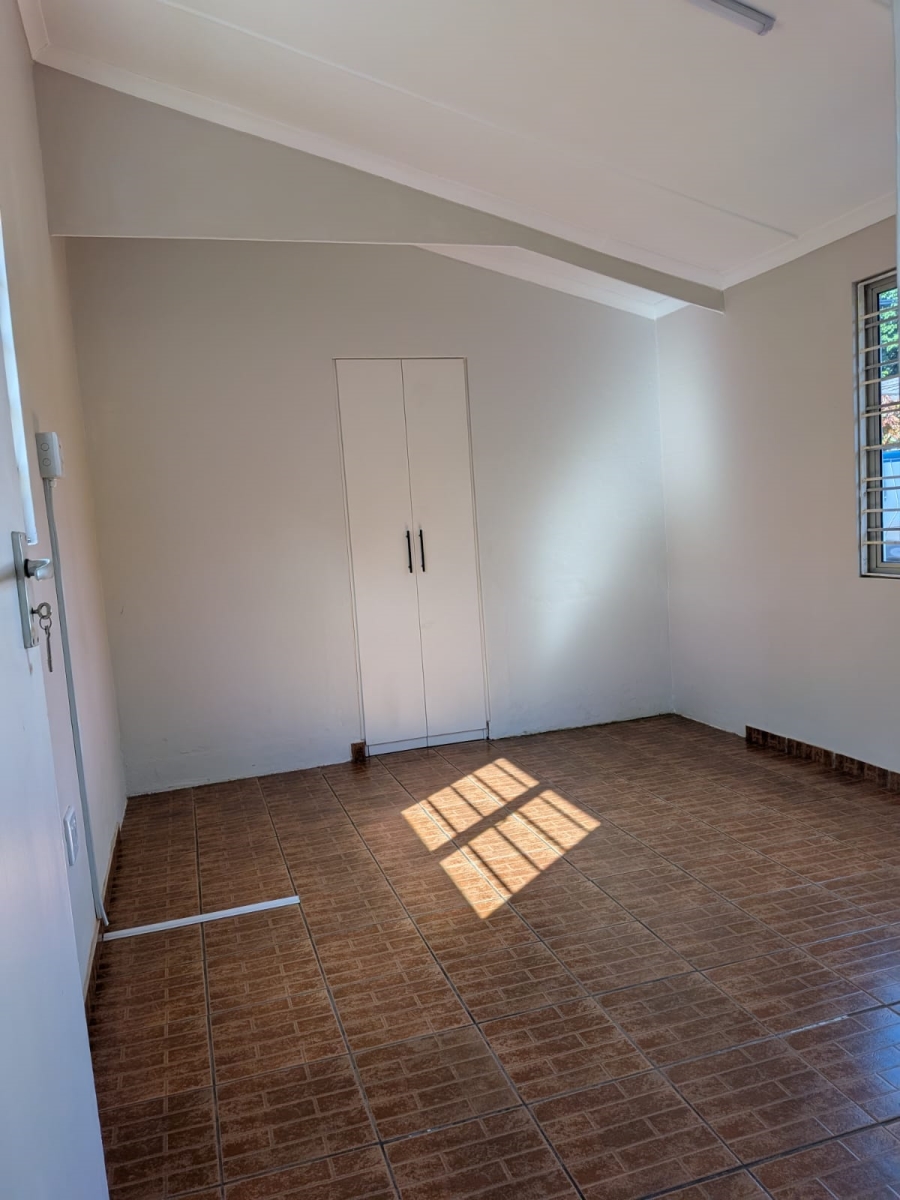 To Let 1 Bedroom Property for Rent in Durban North KwaZulu-Natal