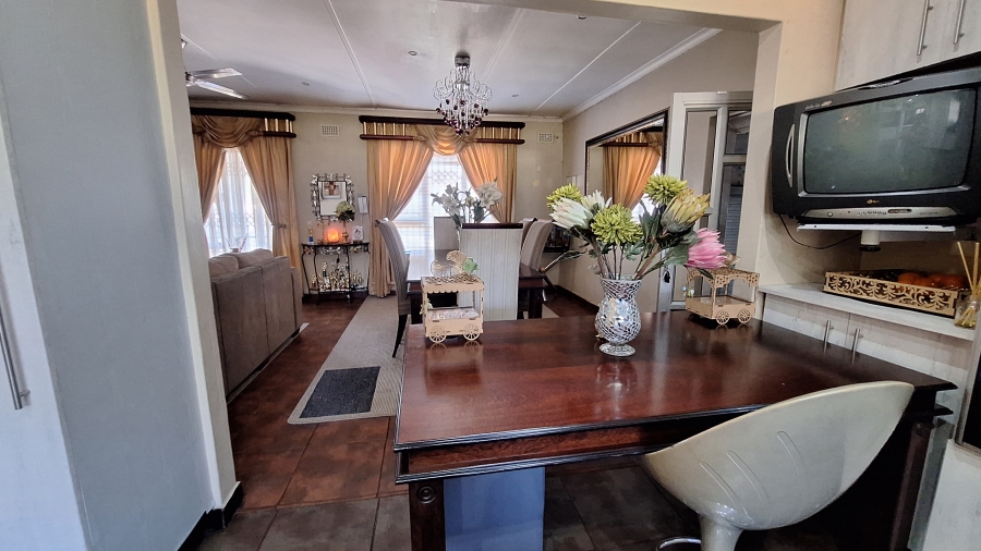 3 Bedroom Property for Sale in Parkside KwaZulu-Natal