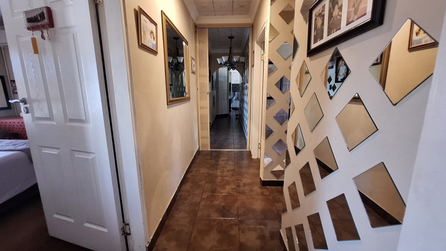 3 Bedroom Property for Sale in Parkside KwaZulu-Natal